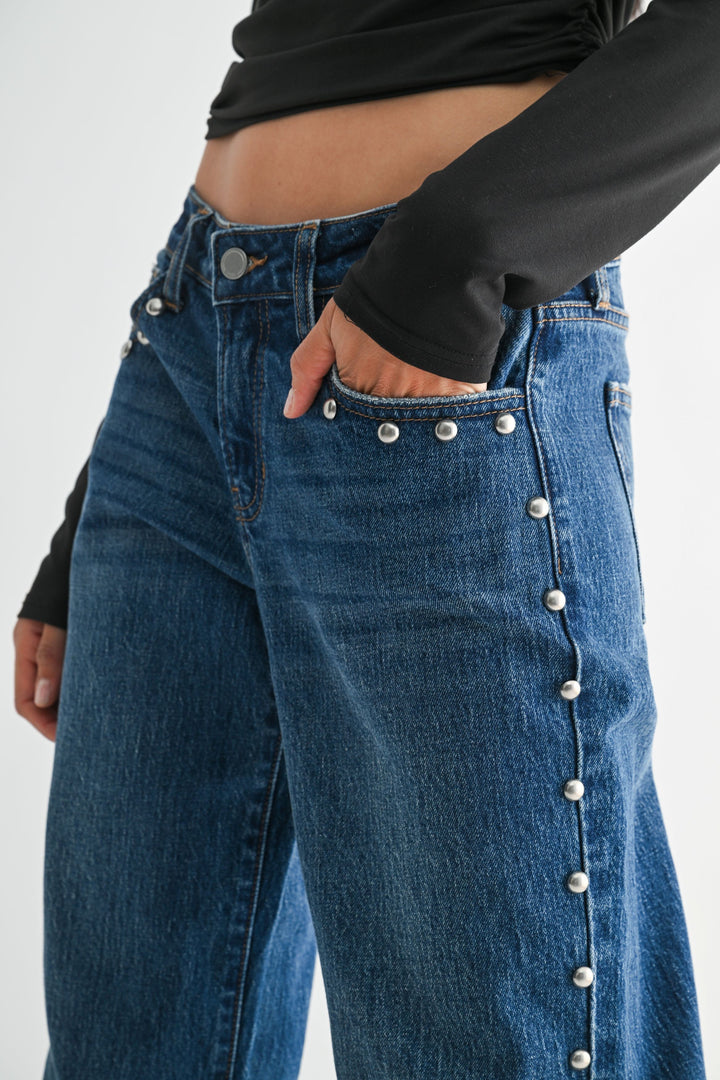 Carrie studded jeans