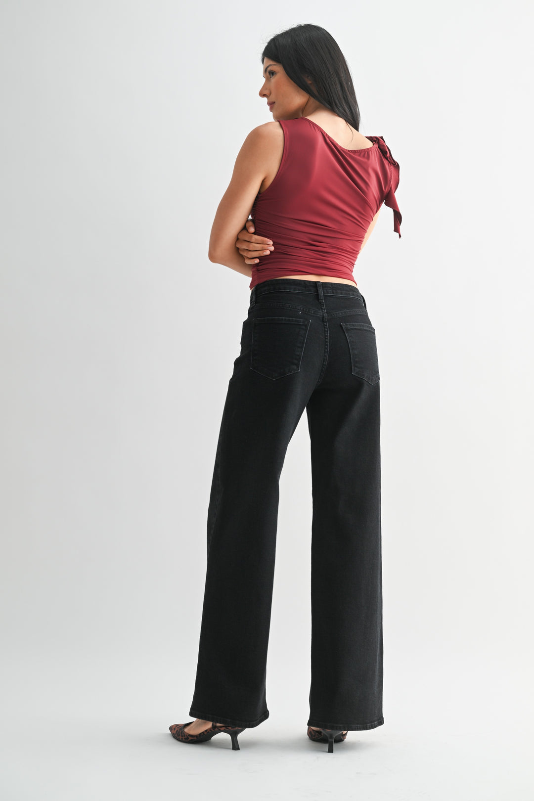 Skylar wide leg jean in black