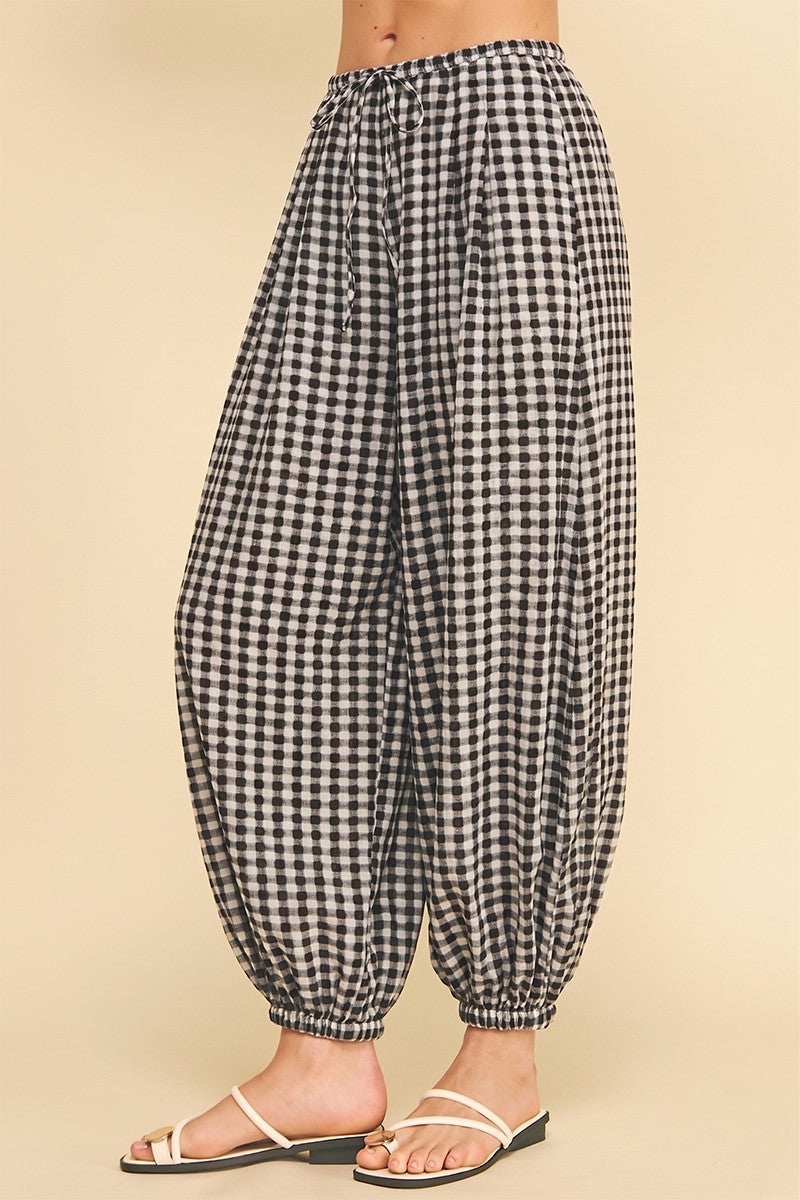 Hailey balloon pant in black