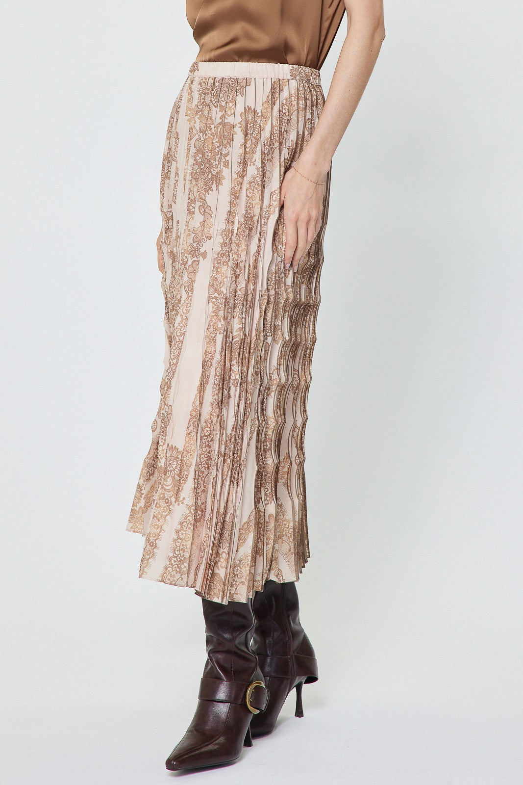 Sutton skirt in pink