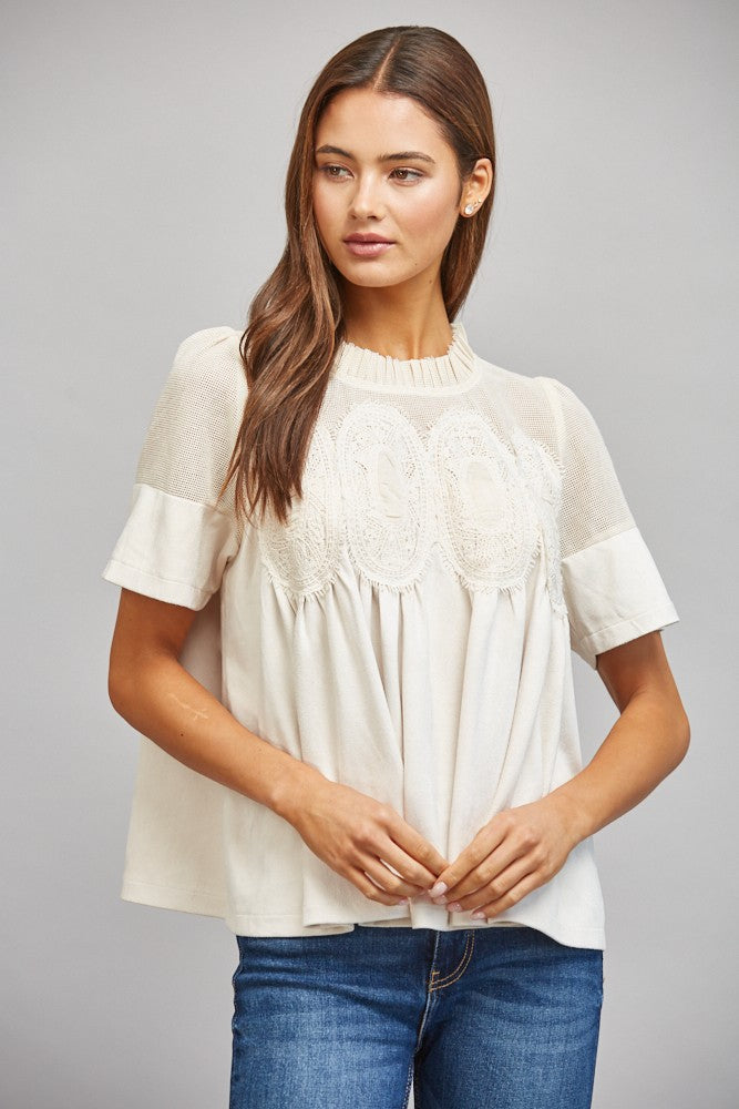 Wynnie top in ivory