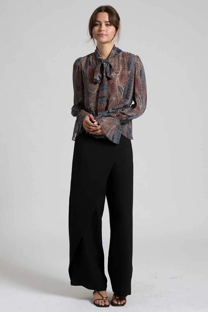 Harlen blouse in navy
