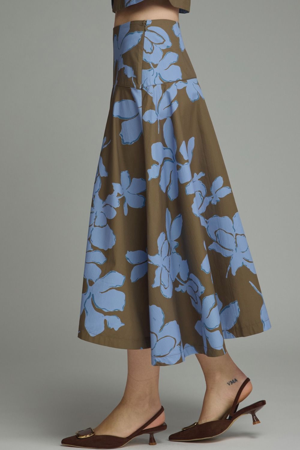Birdi midi skirt in blue