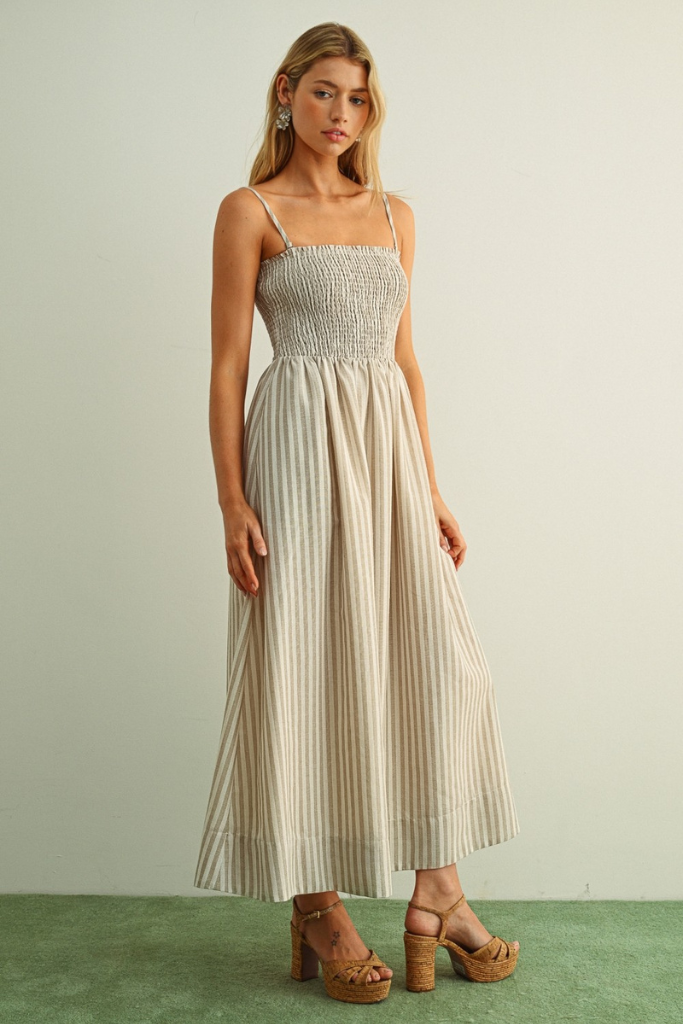 Lily dress in tan