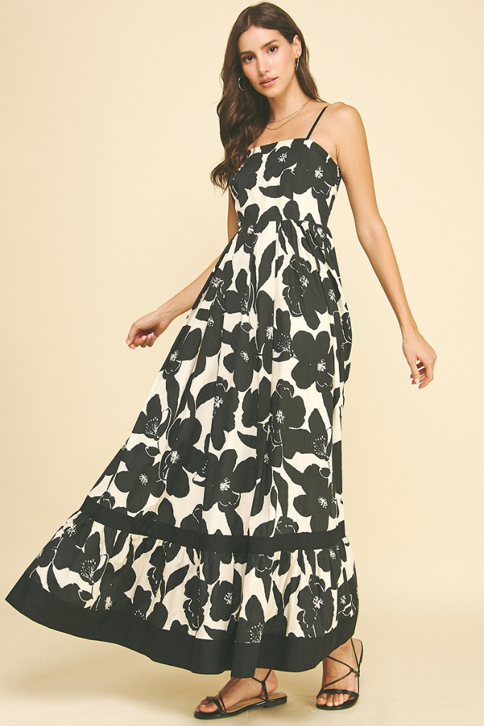 Tara dress in black