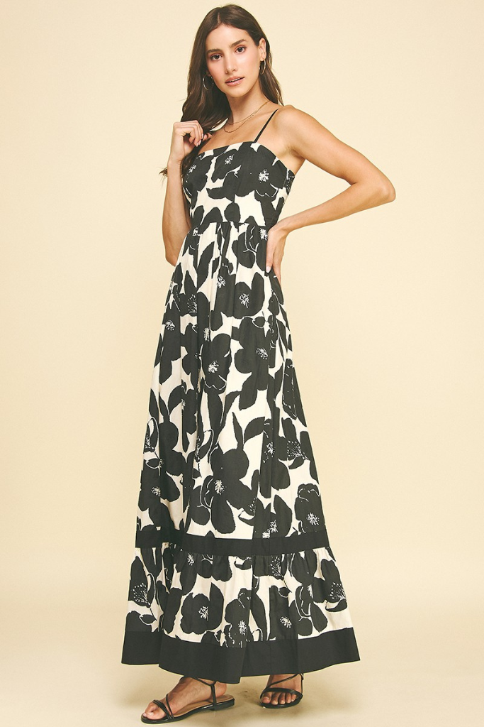 Tara dress in black