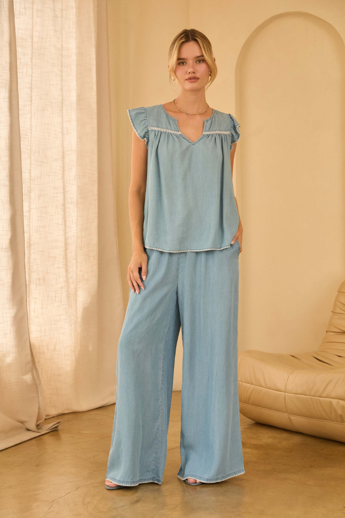 Mary Parker top