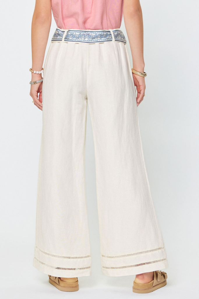 Cassie pant in white
