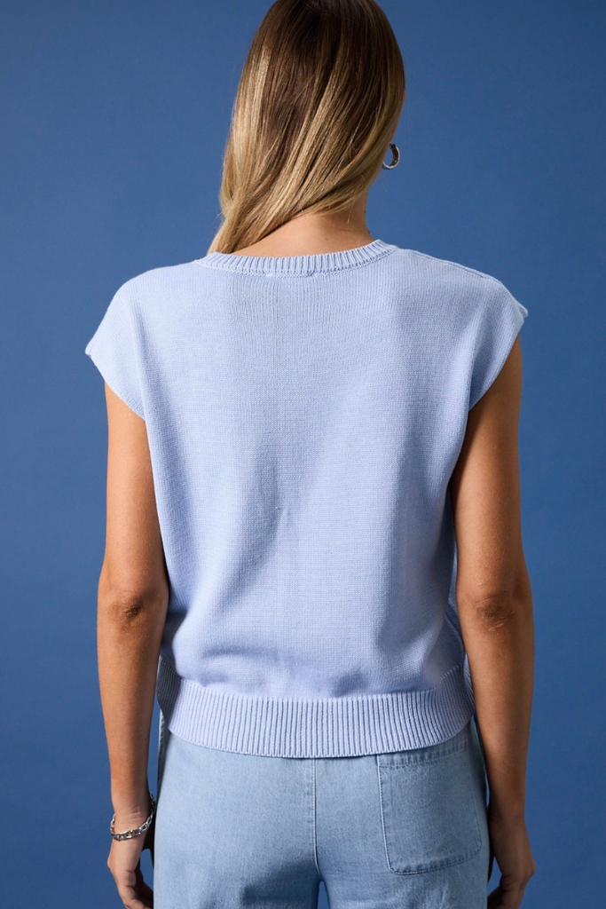 Liz flag sweater in light blue