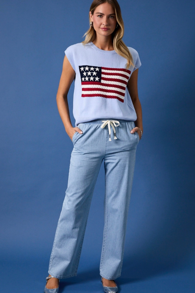 Liz flag sweater in light blue