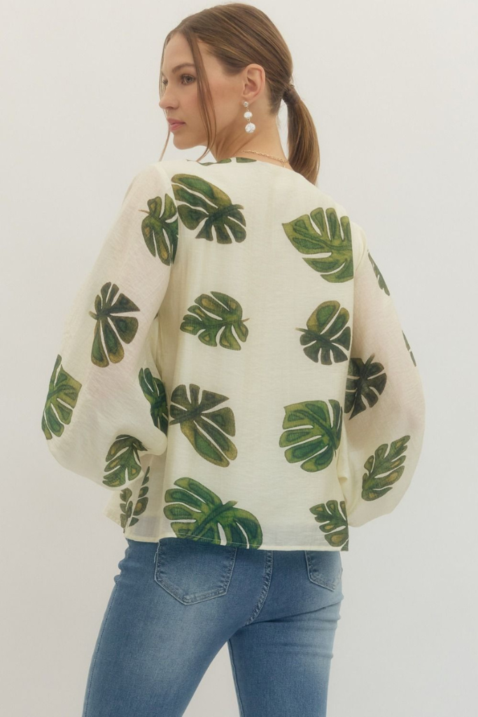 Wren palm top