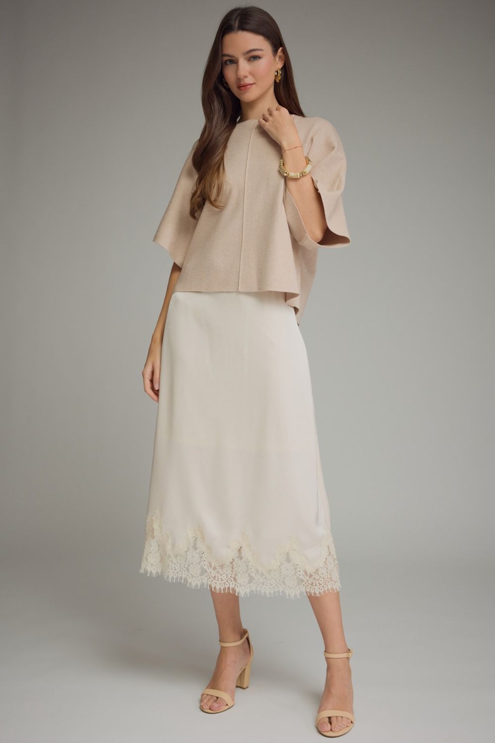 Nora short sleeve knit top in oatmeal