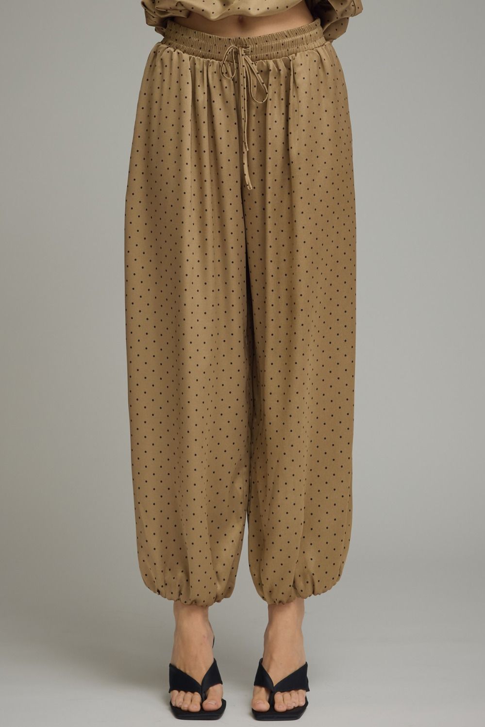 Leslie dot silk joggers